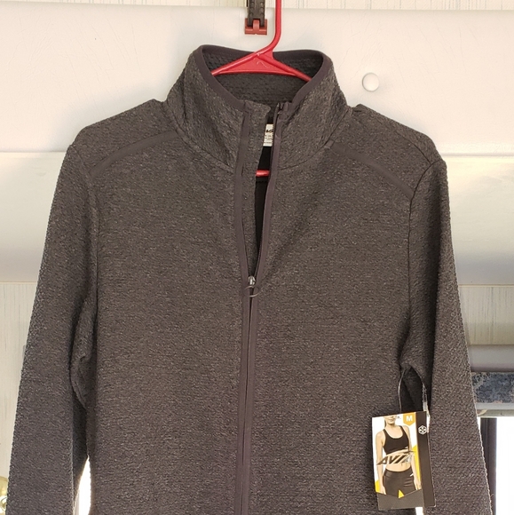 Activewear Jacket - Picture 4 of 5